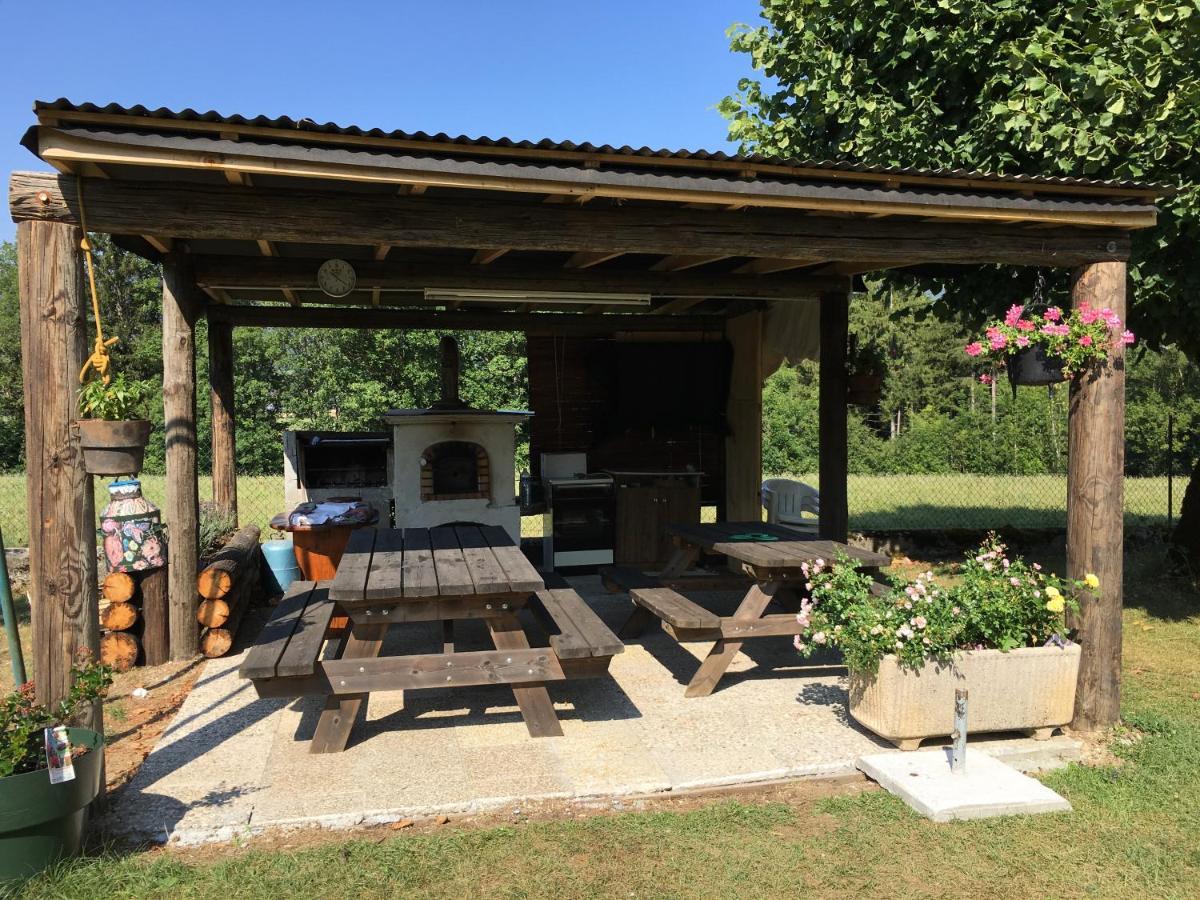 Chambres D'Hotes Des Bauges Route 26 57 La Motte-en-Beauges Dış mekan fotoğraf