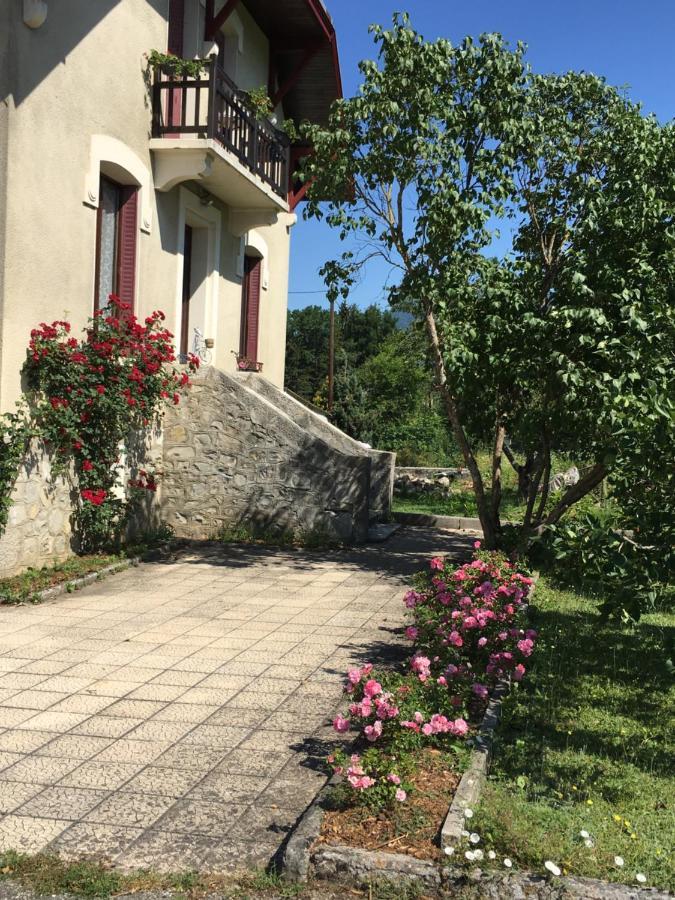 Chambres D'Hotes Des Bauges Route 26 57 La Motte-en-Beauges Dış mekan fotoğraf